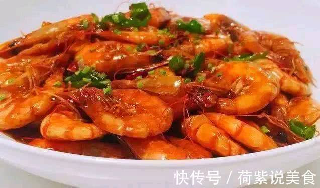 好吃的几道家常菜，有荤有素还有汤，营养美味，刚上桌盘就光了