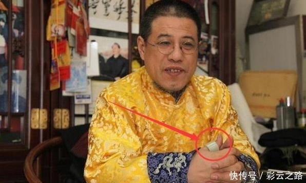 家传|乾隆嫡系子孙,家传扳指价值上亿,专家建议上交,他6个字拒绝