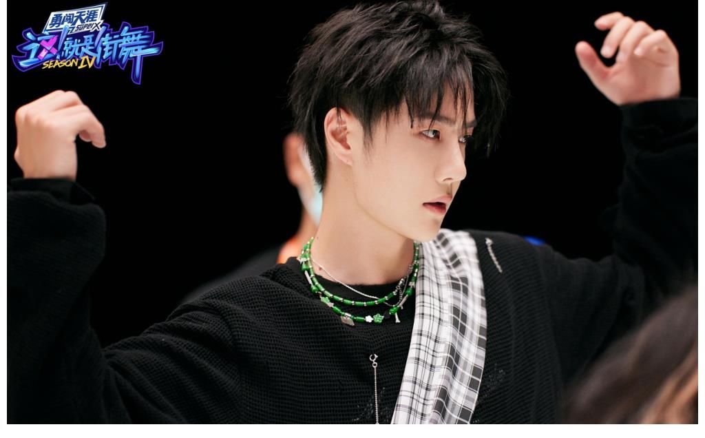 小鮮肉|綜藝節目火爆半邊天了，前面有哥哥撐場，后有小鮮肉熱舞