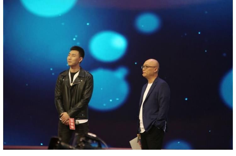 相亲节目火了整整10年，全是托就算了，知道女嘉宾都是哪来的吗？