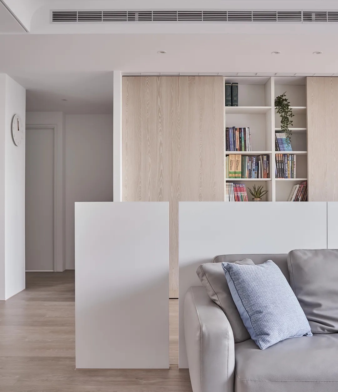 简约|大3房就爱原木风:甜嫩粉+雾灰蓝色调打造自然简约亲子宅