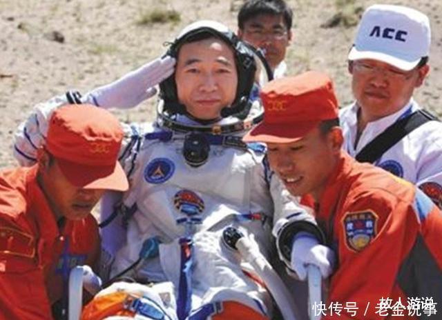 神州七号 航天英雄景海鹏从一贫如洗到3登太空,如今的他过得怎样