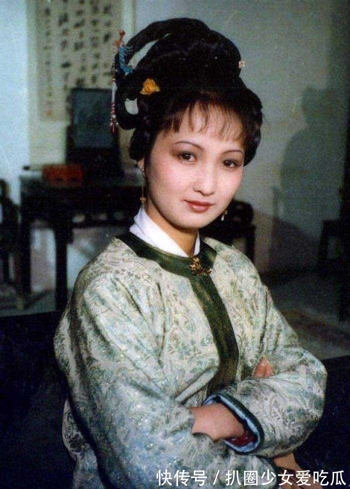 平儿$尤二姐沦落吃剩饭剩菜的地步,全拜平儿所赐,为何两人关系这么好