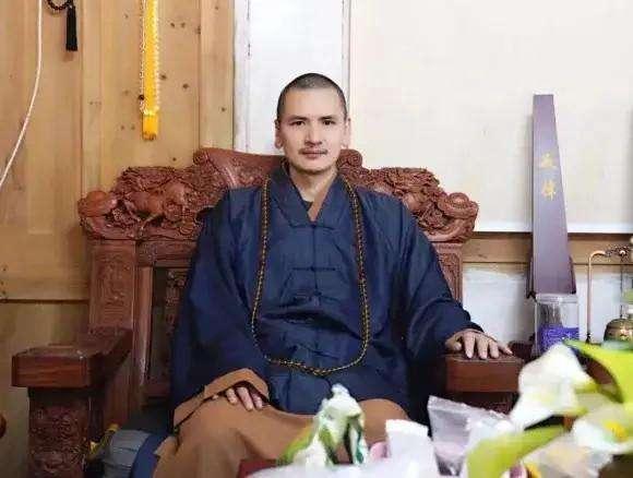 父母&“最帅和尚”释明心:放弃铁饭碗出家为僧,多次拒绝富婆的追求