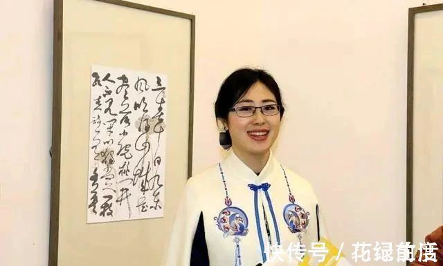 才女$中书协才女书法家王文英,行草书法清丽秀劲、温润古雅!字如其人