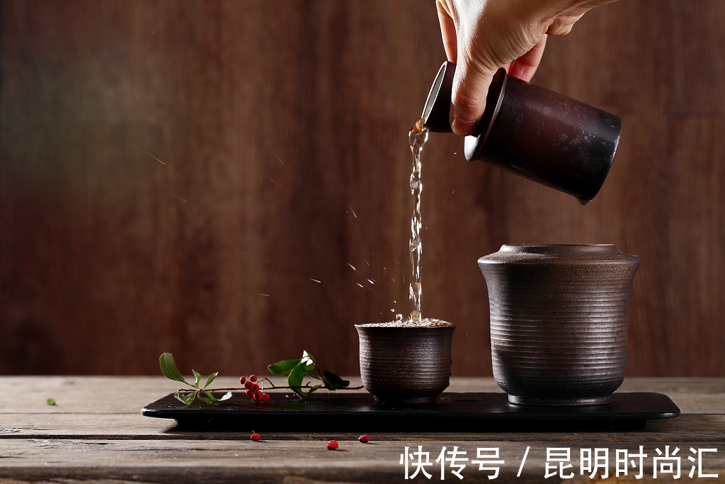 血管|高血压''祸根''不止是盐，谨记：少吃3物，常做3事，血压稳如山