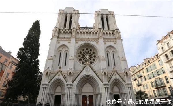 军队|又有三人被“斩首”,马克龙派军队反恐,凶手被抓时高喊圣战口号