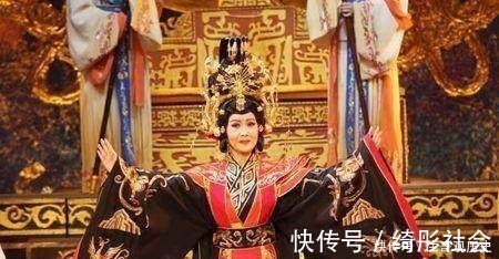 古泉!书生殿试时说出一上联,皇帝赏千金求下联,一千多年来竟没人对出