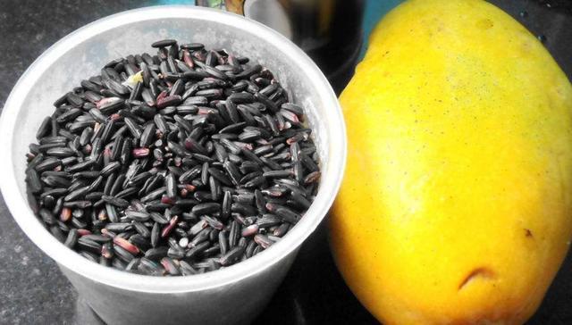 黑糯米5种最好吃的做法，简单美味又馋人，看看你喜欢吃哪种？