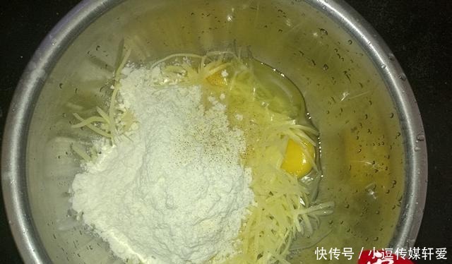 分钟|不用揉面、5分钟就能煎一份全家都爱吃的早餐饼, 赶紧试试吧!