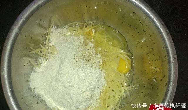  分钟|不用揉面、5分钟就能煎一份全家都爱吃的早餐饼, 赶紧试试吧!