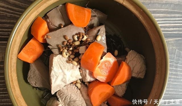 排骨|分享4道廣東人都愛煲的“雞骨草”老火靚湯，清熱祛濕又養肝！