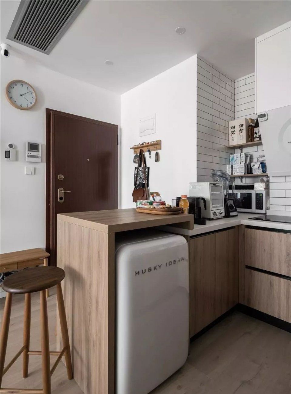 书房|45㎡日式单身公寓，不仅拥有阳光大书房，还有步入式衣帽间！