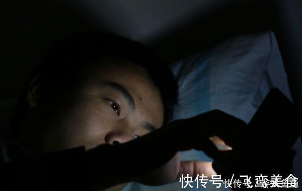 急性|失眠不是小事!若想要彻底摆脱失眠的困扰,坚持做好4件事
