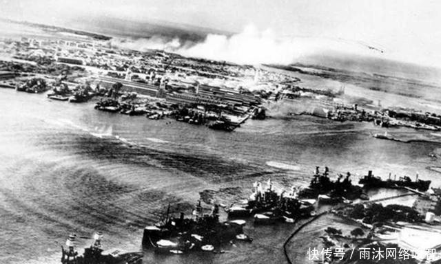 罕见|罕见老照片:二战美日太平洋战争,海滩上布满了战亡的士兵尸体!