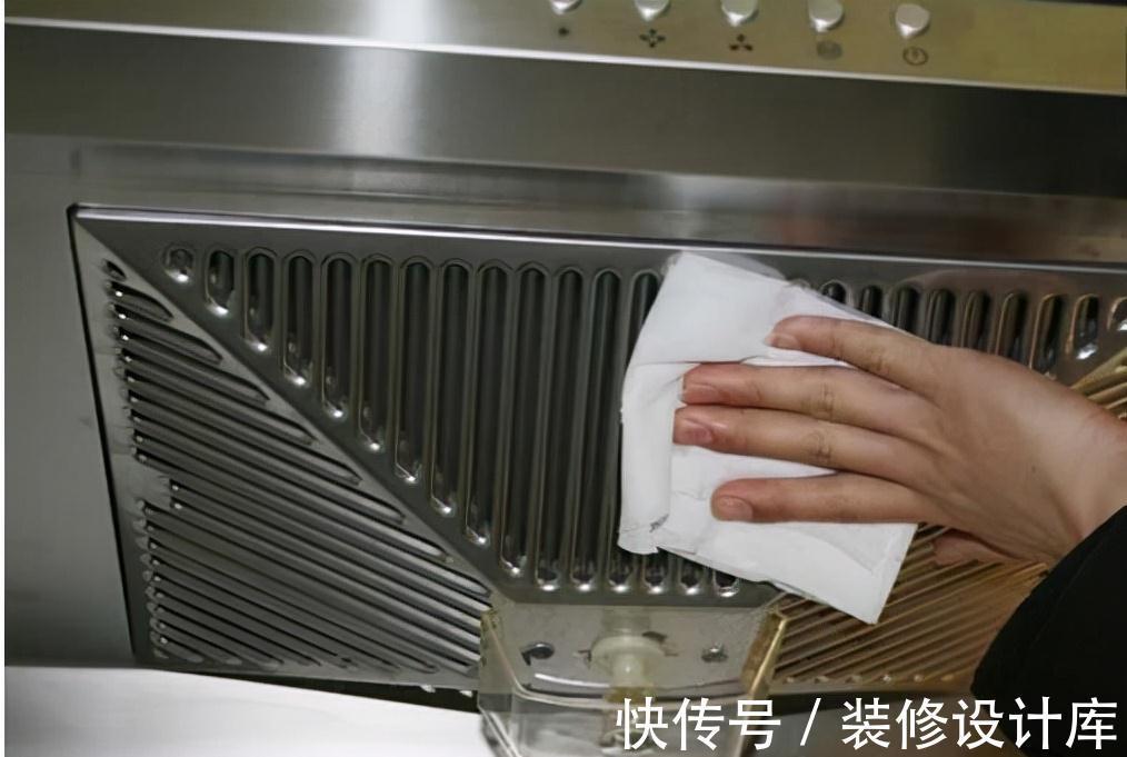 别再花钱清理油烟机了，只需要简单的几步，自己就能清理好油烟机