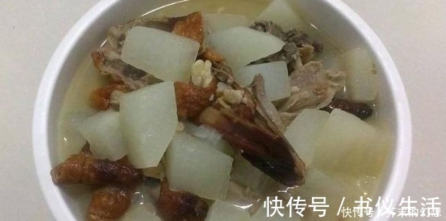 白萝卜和此物一起炖,每天一碗,清肺润肺,咳嗽不咳,鲜香入味