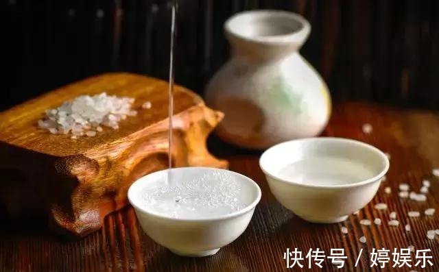 高血脂|三种习惯致高血脂,四种食物降血脂,五种习惯克高血脂