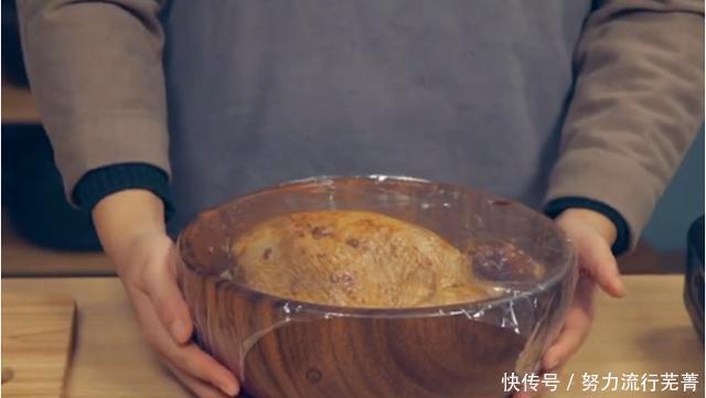 答案|做烤鸡一定要卤水浸泡吗这款果香烤鸡就能给你满意答案,试试看