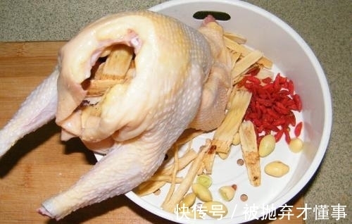 “猪肚鸡”的做法, 留着以后做给老婆吃
