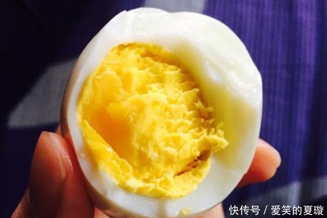 水煮蛋|骨疏松是因水煮蛋吃多了?骨科:想要骨头好,3种食物也尽量少吃