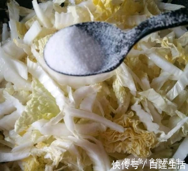 白菜|它是“天然泻药”,清肠排便,瘦得还快,口臭便秘慢慢也没了!