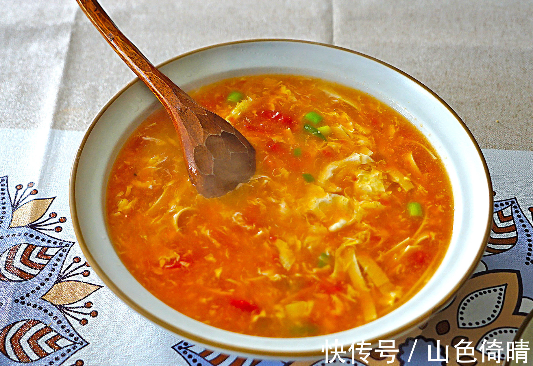 苏北|晒苏北一家三口的周末午餐,25块钱做四道菜,网友们太值了