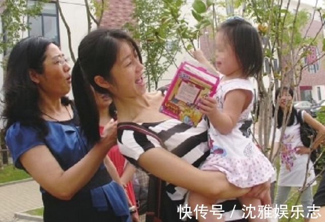 小学生|小学生帮妈妈写请假条火了,单位领导看完泪目奖励千元休假5天