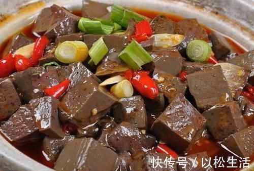 黑便|吃完猪血拉出黑便,对健康是好还是差?今天就一次性告诉你答案!