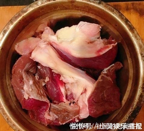 高压锅|卤牛肉时,牢记“一选,二压,三焖”,牛肉鲜香不发柴,下酒好菜