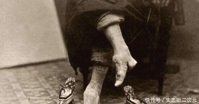 日本|19世纪末日本与晚清真实对比,图9真是女人的噩梦,看着都疼