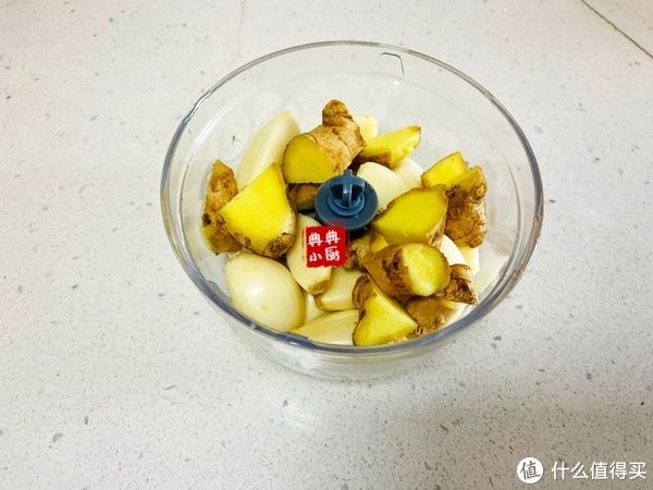 又到一年腌制萝卜干的季节，给肉都换的美味，您安排上了没