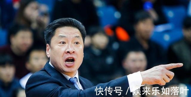 阿尔斯兰|上海男篮突然在交易窗口期致敬可兰白克,潜在交易下家付出水面
