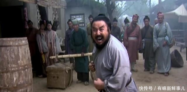 燕小乙|《水浒传》燕小乙是相扑高手,摔的李逵狗啃地,可武松不服!