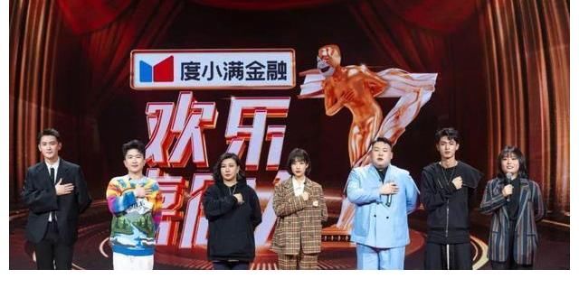 脱口秀破圈后,脱口秀演员和相声演员同台PK,最终谁会赢?