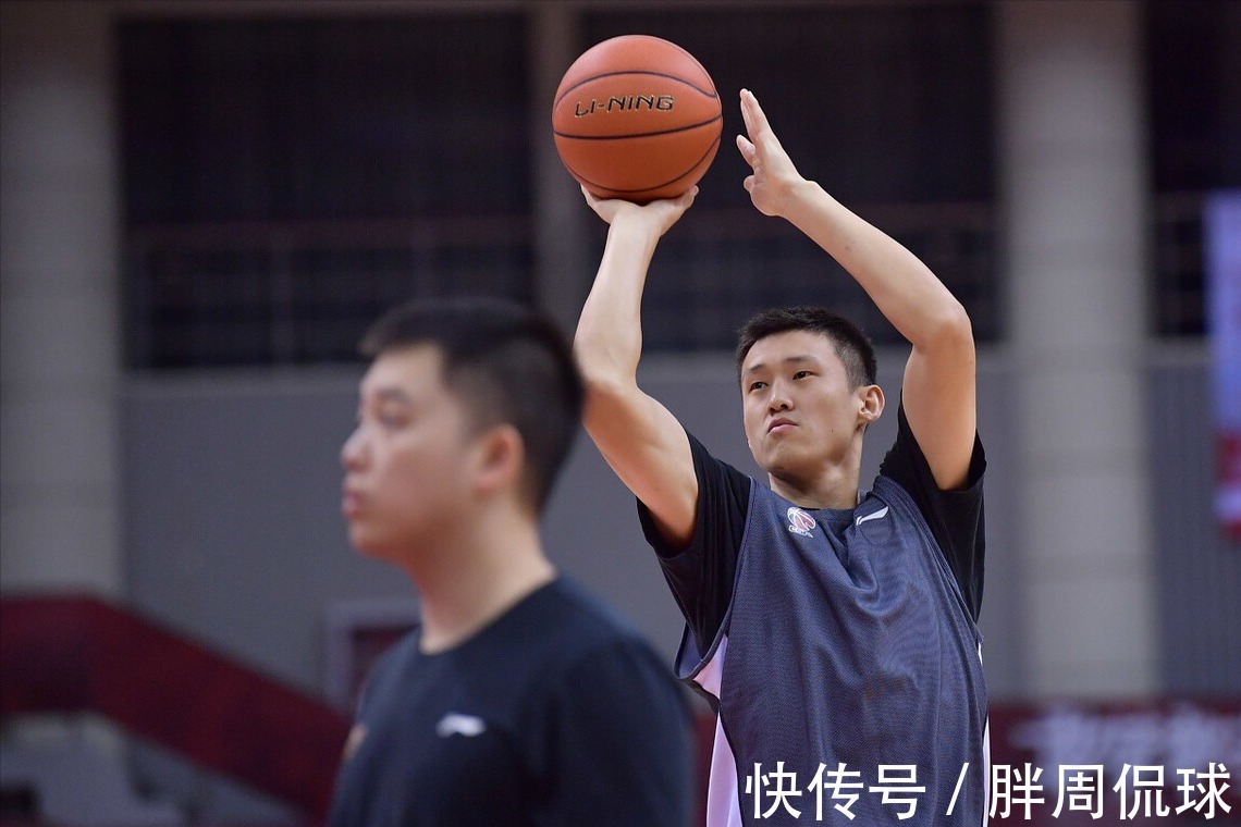 宏远队|恭喜宏远队!杜锋藏得太深了,CBA总冠军神锋驰援,周鹏迎接班人