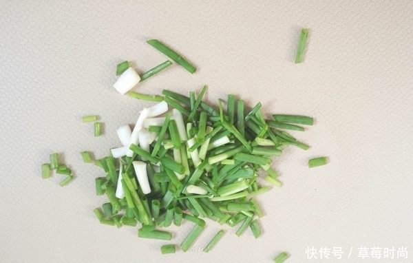 家中再不富裕，每隔一天也要吃带点它，增强免疫力，身体棒