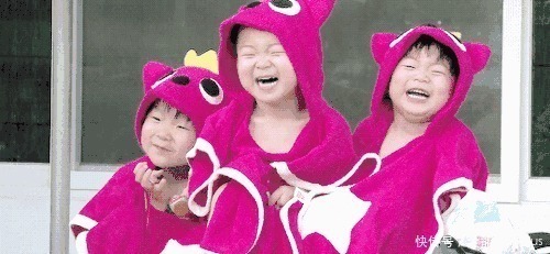 高龄产妇|“最累姥姥”登场,三胞胎女儿各生了三胞胎,网友:办个学校吧