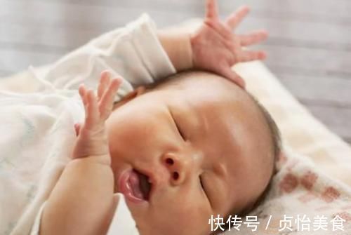 宝妈|对于新生儿宝宝,侧卧、仰卧和俯卧哪种睡姿利于发育?妈妈要知晓
