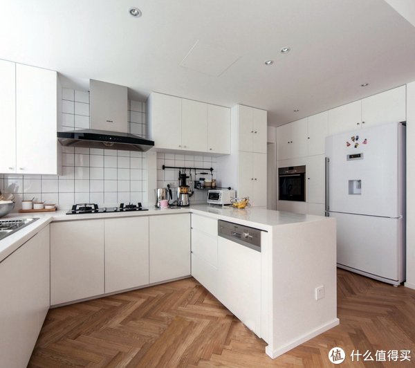 频闪|筒灯射灯究竟怎么选择,哪些地方用更合适,怎么搭配才更科学,近7000字长文一次说透