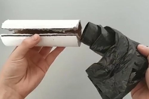 记号笔|保鲜膜纸筒不要扔，切1刀粘在厨房墙上，解决了家家户户的烦恼