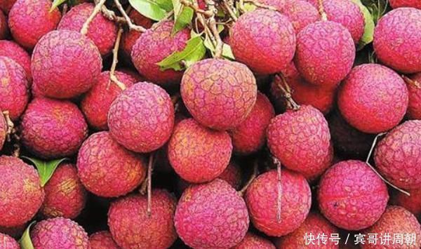 水果|医生从不吃的4种水果,再馋也要忍住,越吃”湿气“越重