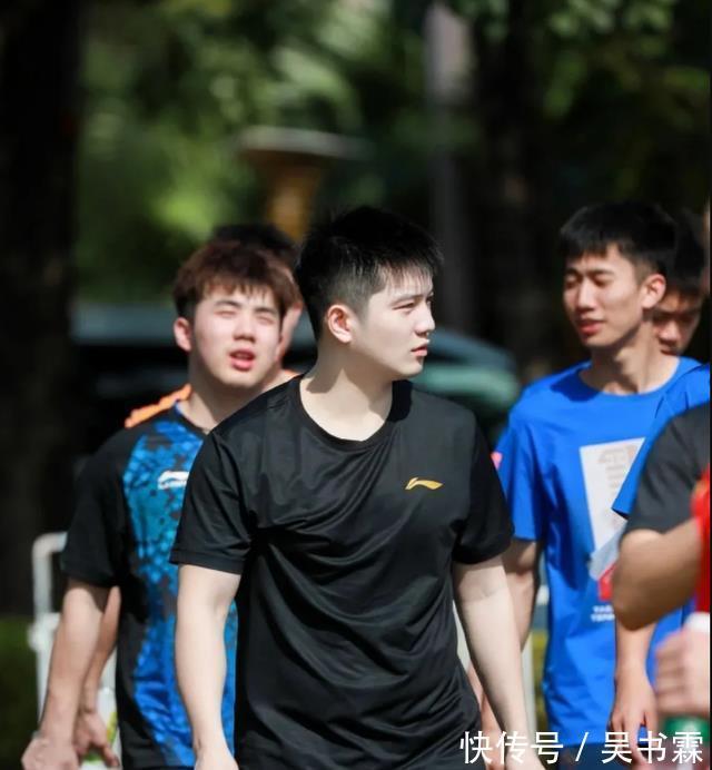 孙颖莎|国乒出现教练荒!刘国梁主教练做错了3件事情!原因找到了