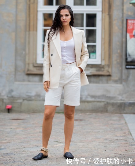 大长腿|风衣算什么?今秋的“西装”才是真厉害,洋气有范不说,还很显瘦