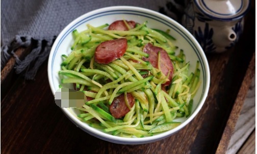 香肠|这菜是“小人参”,1块一斤,鲜嫩美味,我家三天两头吃