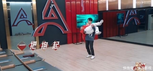 节目组 豆瓣评分2.5,这档综艺节目就这么静悄悄地糊了?