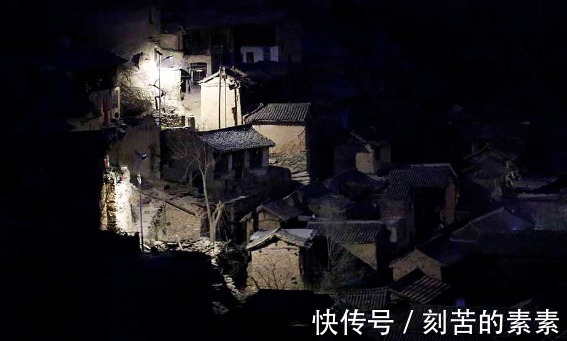 黄金时间|在县城买房子好，还是回村建房好村民了解一下