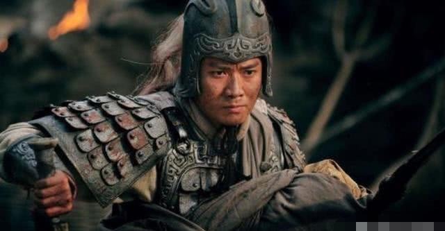 吐血|三国诸葛亮听到无名小将张苞死后,为何当场吐血晕倒?原因很现实!