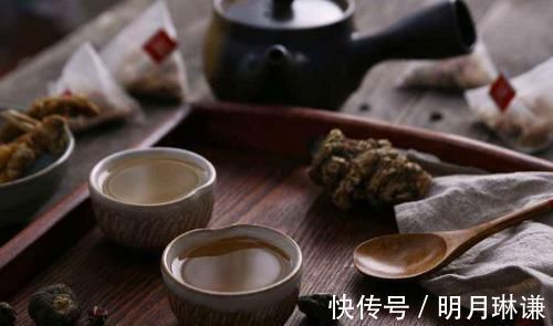 喉咙|喉咙干痒咳嗽,异物感强,咽炎找上你,自制3种水,和咽炎绝交