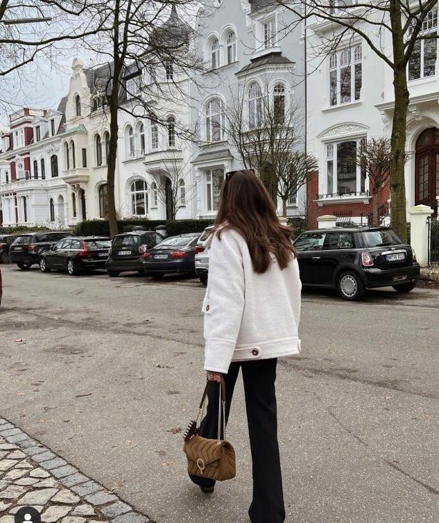 宽松|成熟女性穿搭要有质感,讲究正确搭配思路,时尚耐看还优雅